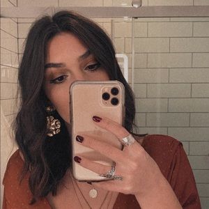 Meet your Posher, Mikayla